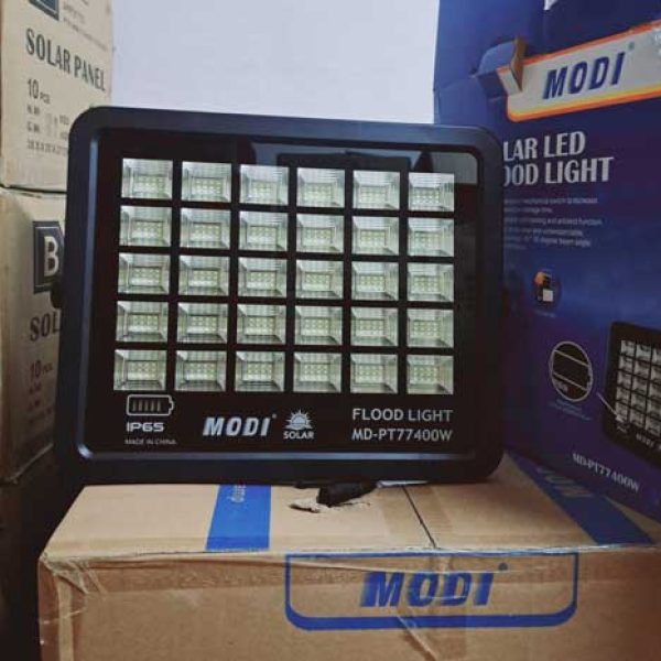 MODI-400W-Watts-LED-Solar-Floodlight-IP65-Waterproof-with-remote-control